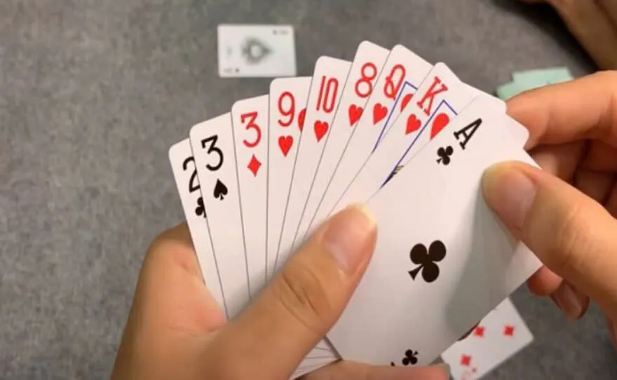 Bài Phỏm N88 Chia Sẻ Kinh Nghiệm Từ Cao Thủ Cho Game Thủ Mới 3 Bắt đầu chơi – Đánh bài cơ bản